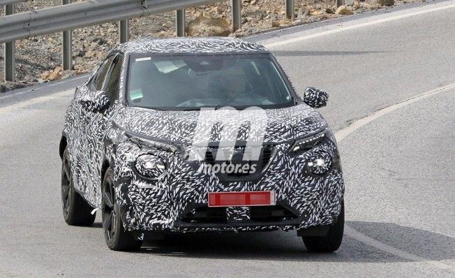 Nissan Juke 2020 - foto espía frontal