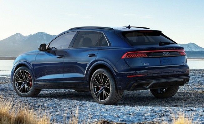 Audi Q8 - posterior