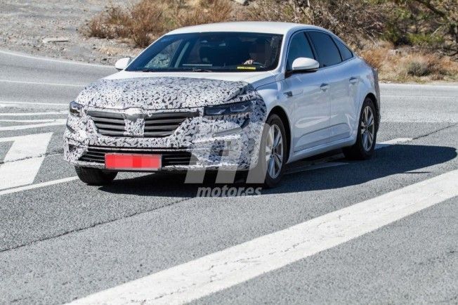 Renault Talismán 2020 - foto espía