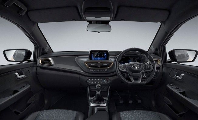 Tata Altroz - interior