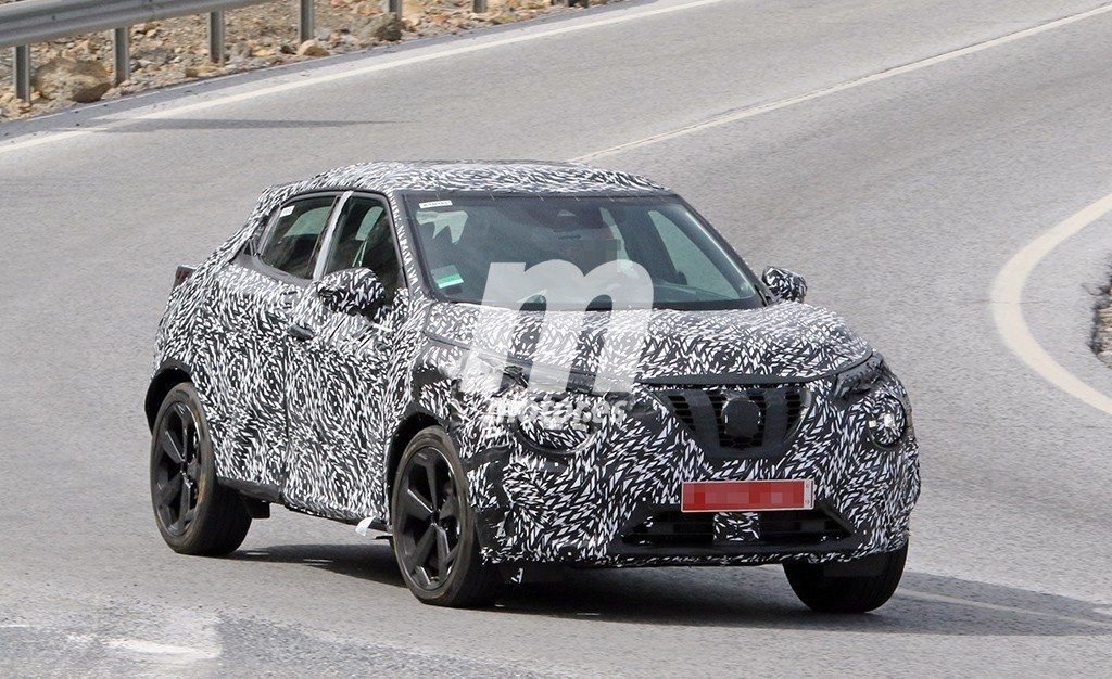 El nuevo Nissan Juke pierde camuflaje y ya se intuye cómo será su diseño