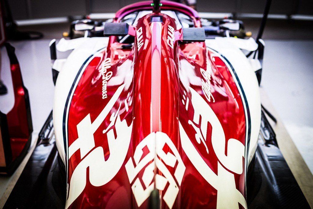 Alfa Romeo explica por qué Giovinazzi se perdió la FP1: montaron mal su motor