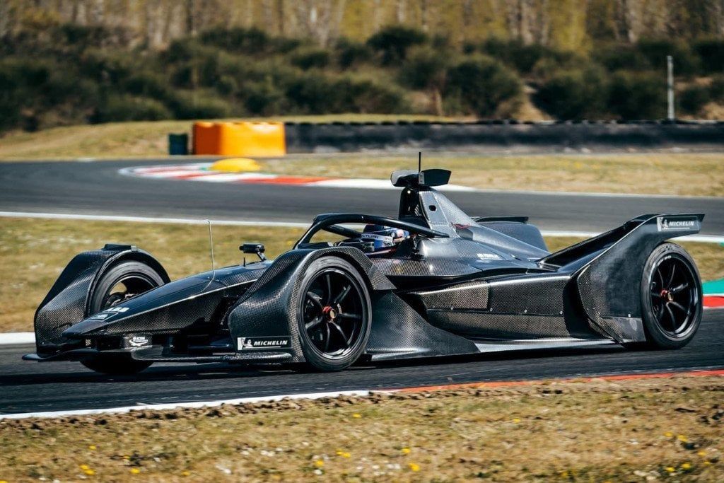 El Mercedes EQ Silver Arrow 01 hace su debut en Varano