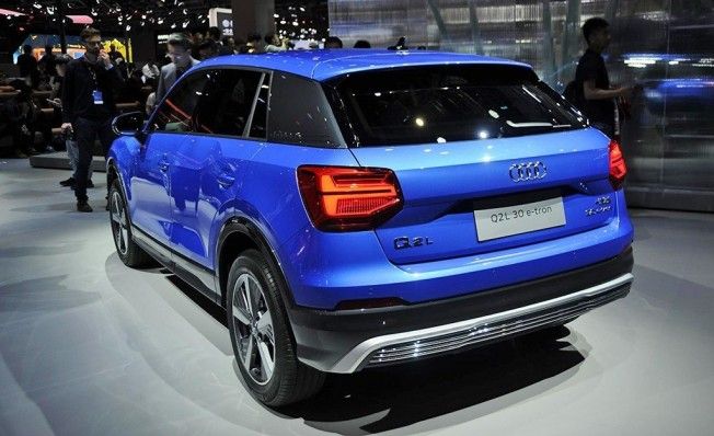 Audi Q2 L e-tron - posterior