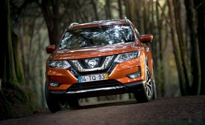 Nissan X-Trail - frontal