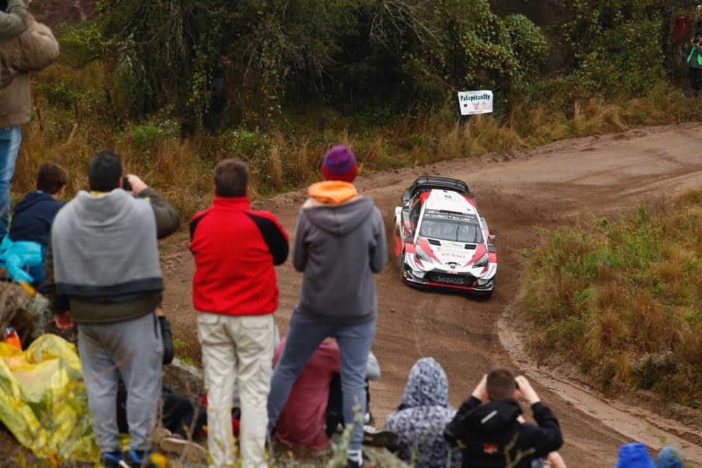 Tänak lidera el shakedown de Argentina bajo la fuerte lluvia