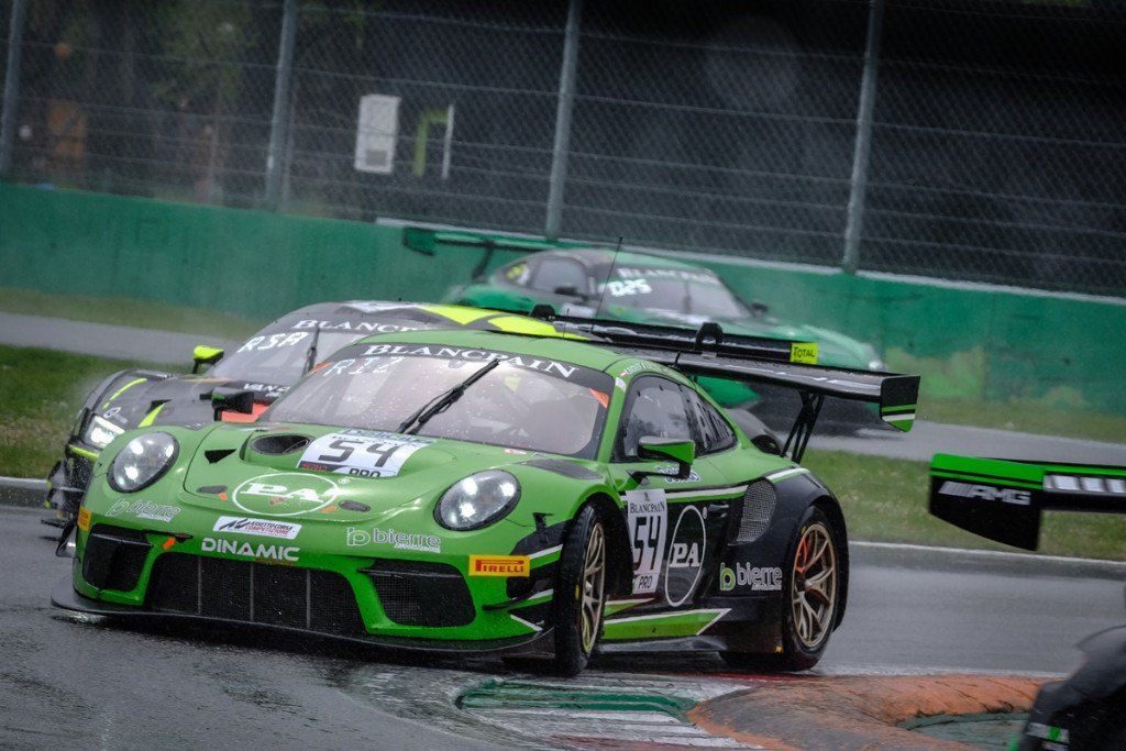 El Porsche #54 vence en el caos de las 3 Horas de Monza