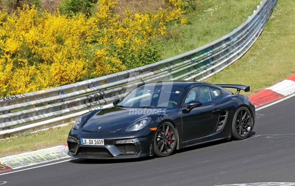 El nuevo Porsche 718 Cayman GT4 ultima sus pruebas en Nürburgring