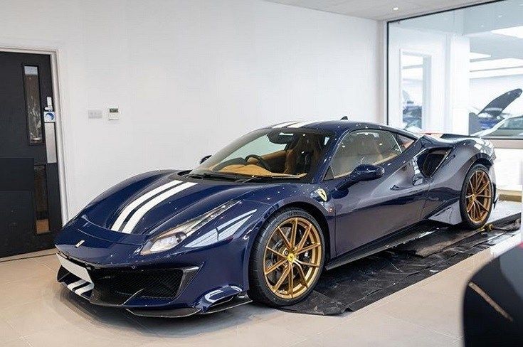 El Ferrari 488 Pista más atractivo resulta ser de Jay Kay