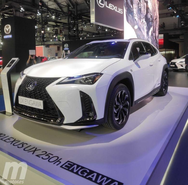 Lexus UX 250h Engawa, una nueva edición limitada debuta en el Salón de Barcelona 2019