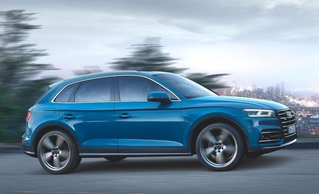 Audi Q5 55 TFSI e quattro - lateral