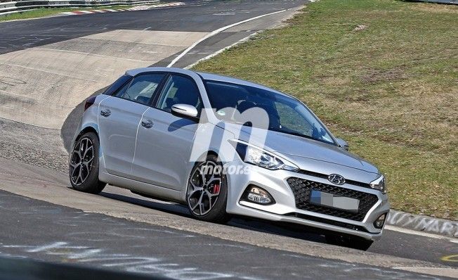 Hyundai i20 N - foto espía