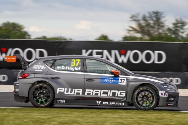 Catsburg se anota la primera pole del WTCR en Eslovaquia