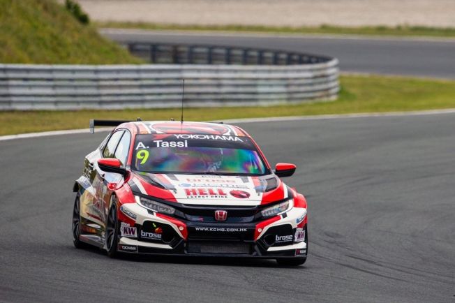 Tassi y Björk se reparten los libres del WTCR en Zandvoort