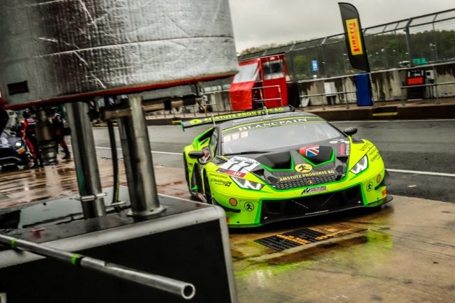 El tren de los GT3 hace parada en las 3 Horas de Silverstone