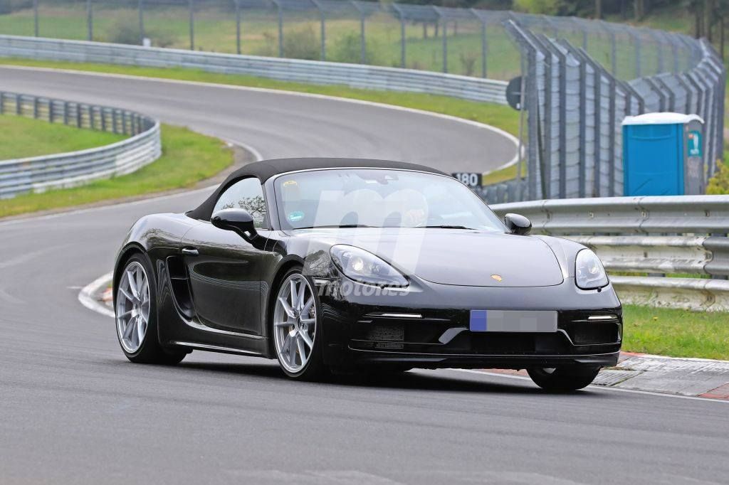 Las nuevas versiones Porsche 718 Touring Package ruedan en Nürburgring