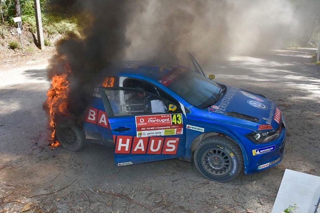 El fuego devora la fiabilidad del Volkswagen Polo GTI R5