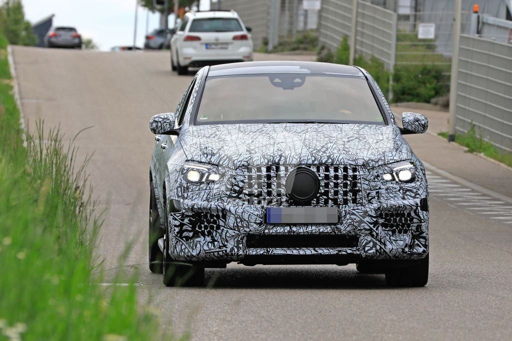 El nuevo Mercedes-AMG GLE 63 Coupé se deja ver en los alrededores de Nürburgring