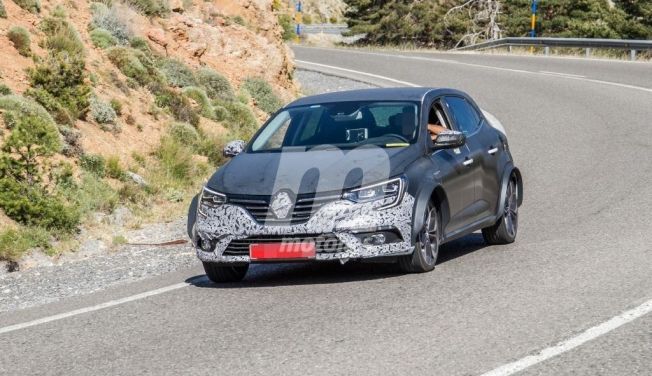 Renault Mégane RS 2021 - foto espía