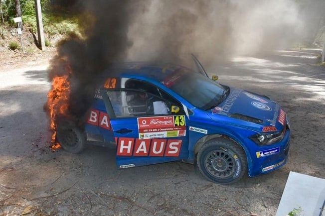 El fuego debora la fiabilidad del Volkswagen Polo GTI R5