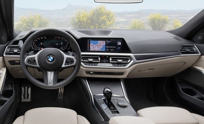 BMW Serie 3 Touring 2020 - interior