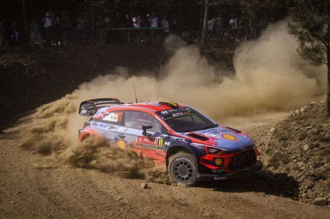 Toyota conserva su 'hat trick' en Portugal con Tänak líder