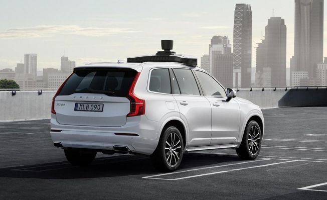 Coche autónomo de Volvo y Uber