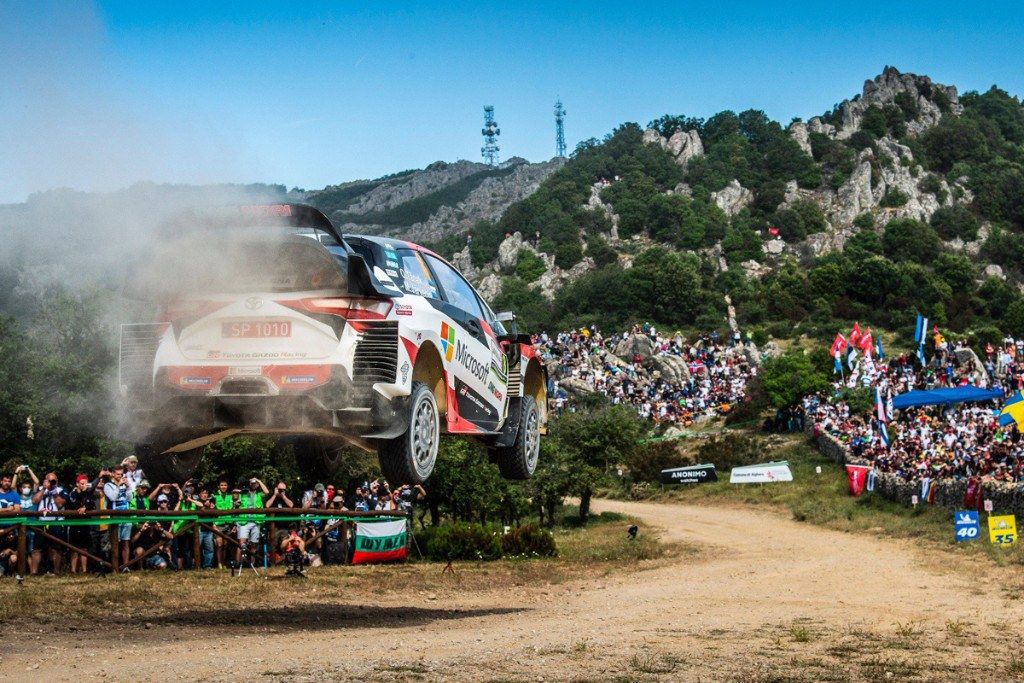 Ott Tänak pone una marcha más y se escapa en Cerdeña