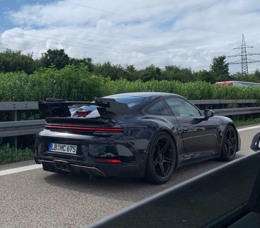 Avistado nuevo e impecable prototipo del Porsche 911 GT3 2020