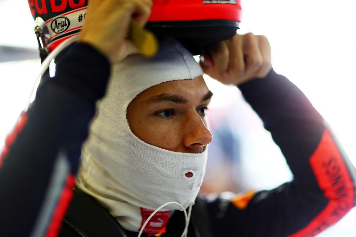 Gasly supera 'in extremis' a Bottas en una sesión con lluvia