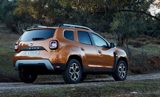 Dacia Duster - posterior