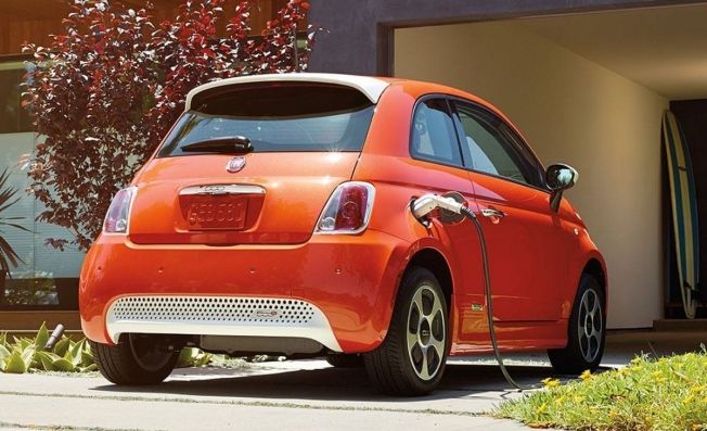 Fiat 500e - posterior