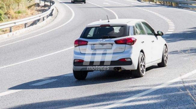 Hyundai i20 N - foto espía posterior