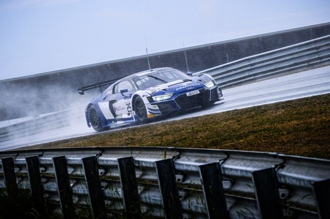 El Mercedes #88 y el Audi #25 logran las poles en Zandvoort