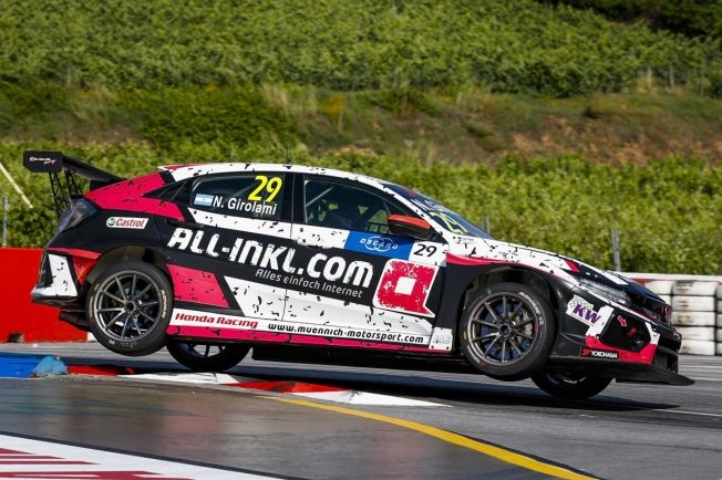 Girolami se anota los primeros libres del WTCR en Vila Real