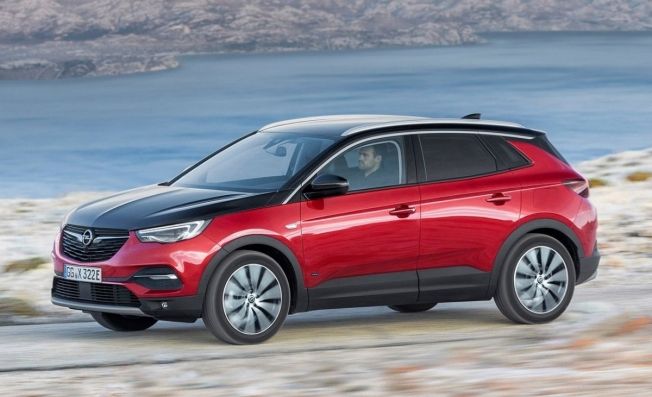 Opel Grandland X Hybrid4