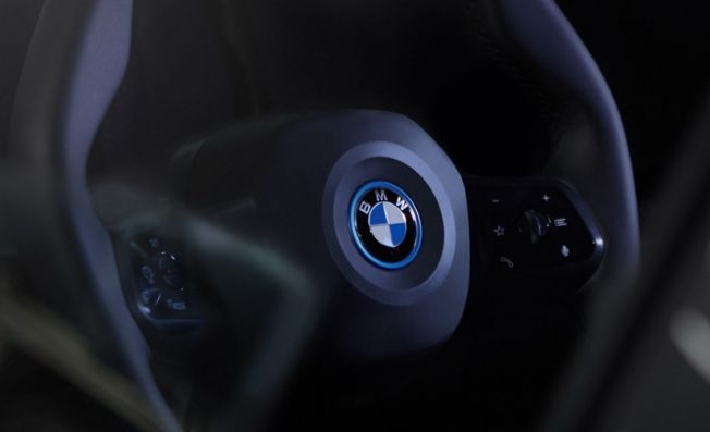 BMW iNEXT - teaser