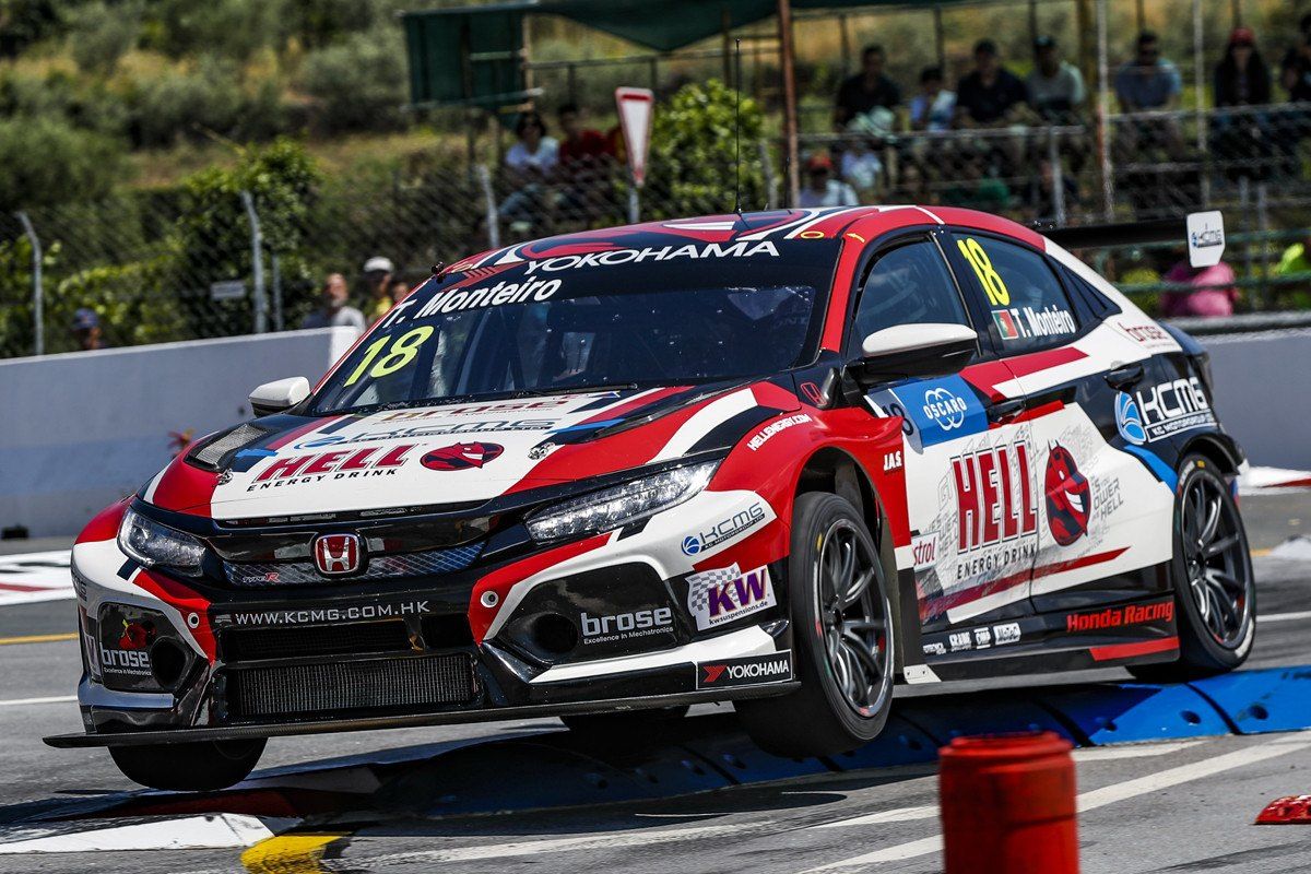 Tiago Monteiro gana en Vila Real y desata la fiesta local