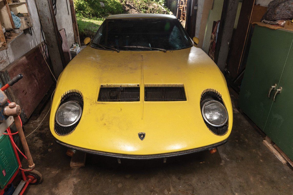 A subasta un Lamborghini Miura P400 S rescatado en la Selva Negra