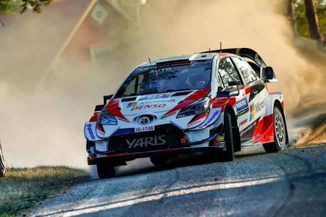 Esapekka Lappi se cuela en la fiesta de Toyota en Finlandia