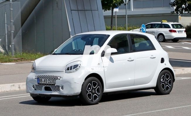 Smart EQ ForFour 2020 - foto espía