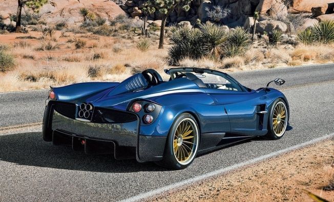 Pagani Huayra Roadster - posterior