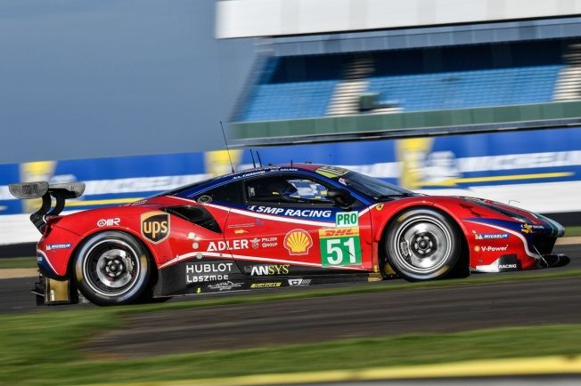 Pole del #7, con doblete de Toyota, en las 4 Horas de Silverstone