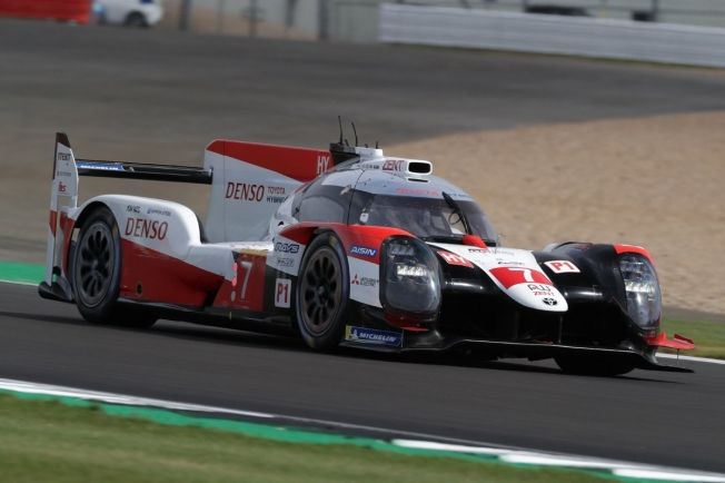 Pole del #7, con doblete de Toyota, en las 4 Horas de Silverstone