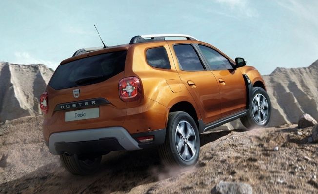 Dacia Duster - posterior