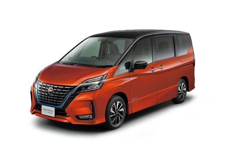 El Nissan Serena 2020 recibe una actualización estética