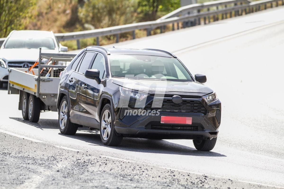 Toyota RAV4 PHEV, el SUV japonés estrenará una versión híbrida enchufable