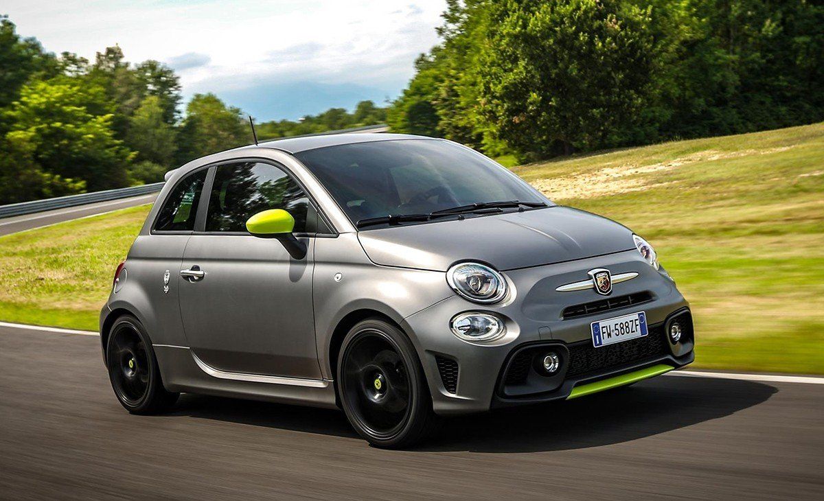 El nuevo Abarth 595 Pista entra en escena, la edición especial se actualiza