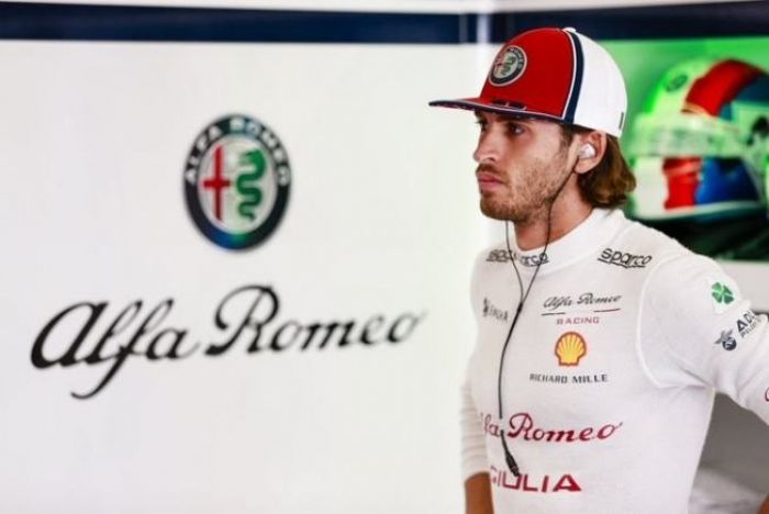 Binotto valora las opciones de Giovinazzi de seguir en Alfa Romeo, Hülkenberg al acecho