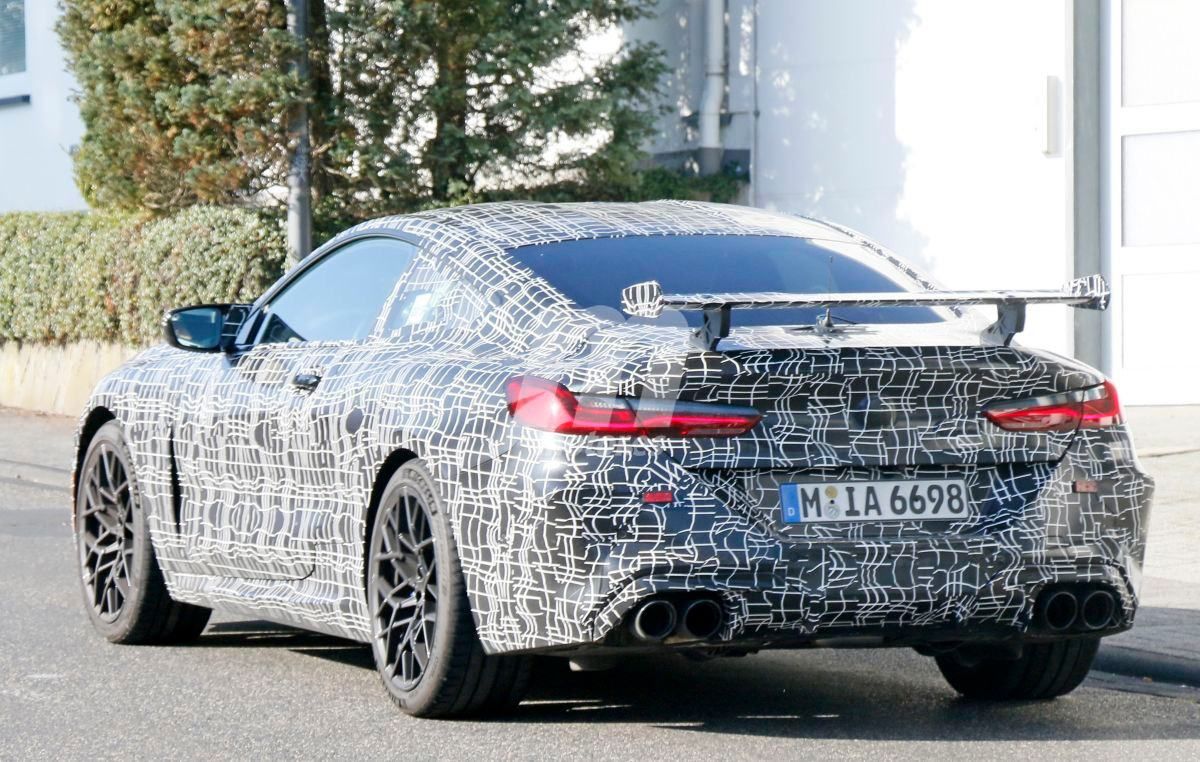 Sorprendemos un prototipo del BMW M8 probando un enorme alerón